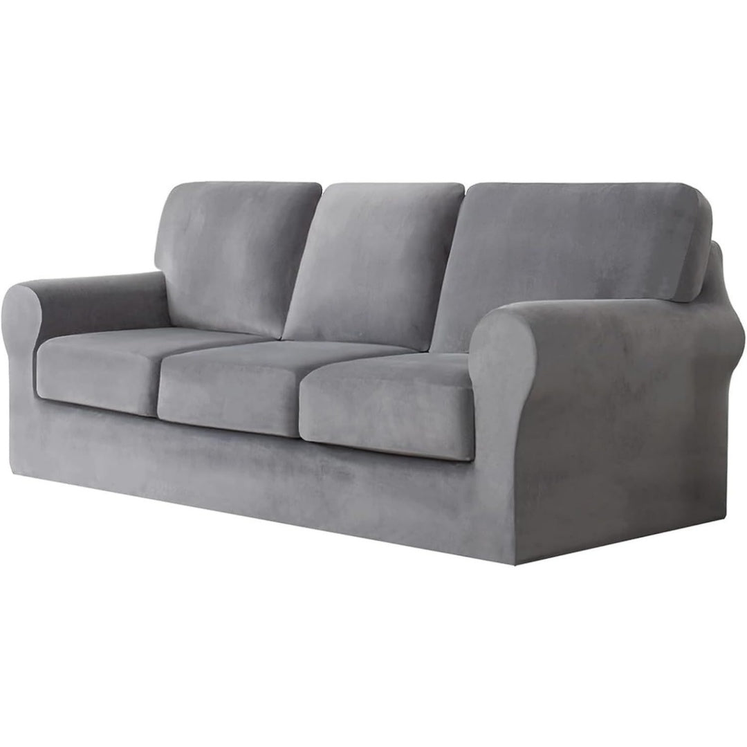 Divano confortevole grigio chiaro rivestimento in velluto